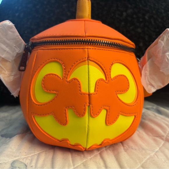 Loungefly Handbags - Loungefly Disney Stitch Jack-O'-Lantern Glow-In-The-Dark Crossbody Bag